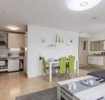 Moderne 2-Zimmer-Wohnung mit Balkon in Esslingen am Neckar, Oberesslingen Moderne 2-Zimmer-Wohnung mit Balkon in Esslingen am Neckar, Oberesslingen