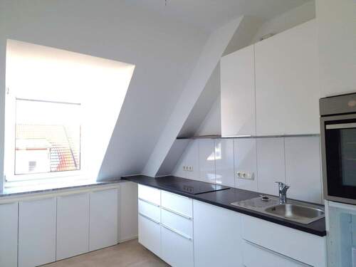 Einbauküche mit Einbauschränken - 