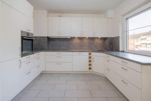 Einbauküche - 3 Zimmer Etagenwohnung in Geesthacht