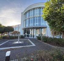 neuwertige Gewerbe-Büroimmobilie für Ihren Betrieb mit Baugrundstück in Kassel-Waldau