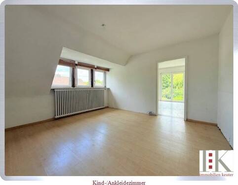 Kind-/Ankleidezimmer - 