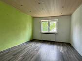 Kinderzimmer Wohnung rechts - 
