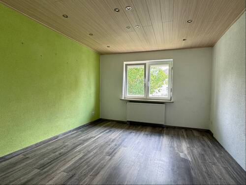 Kinderzimmer Wohnung rechts - 