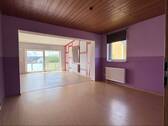 Wohnzimmer Wohnung links - 