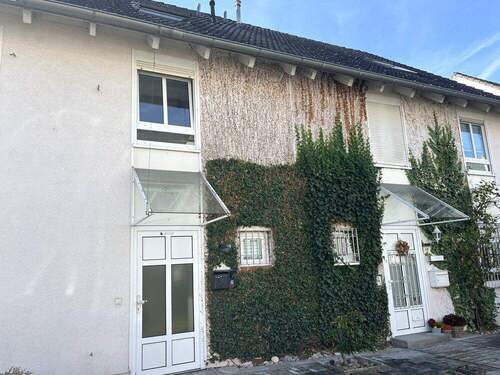 Moderne Fassade - 6 Zimmer Doppelhaushälfte in Bensheim