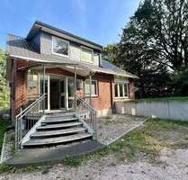 Geräumiges Familienhaus mit Terrasse in Dassendorf