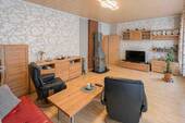Wohnzimmer - 3 Zimmer Etagenwohnung zum Kaufen in Delligsen