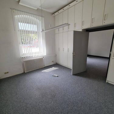 Büro 3 - 