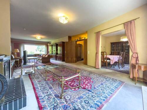 Wohn/Essbereich EG - Einfamilienhaus mit 271,00 m² in Leonberg zum Kaufen