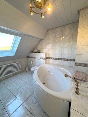 Badezimmer im DG - 