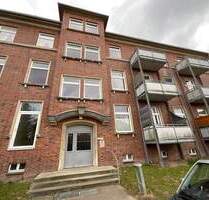 2 Zimmer-Wohnung mit modernem Duschbad, Einbauküche und Balkon - Lübeck St. Lorenz Nord