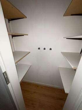 Abstellkammer - 