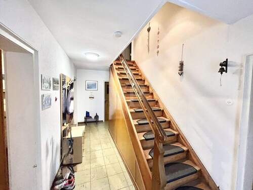 Flur EG - 4 Zimmer Einfamilienhaus in Netphen / Unglinghausen
