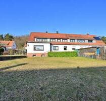 Familienfreundliche Doppelhaushälfte mit großem Grundstück und viel Platz - Nürnberg Worzeldorf