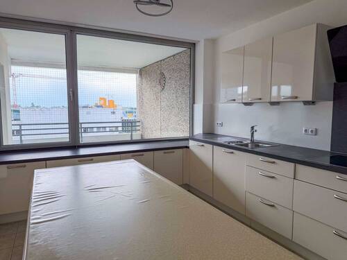 Bild 3 - 4 Zimmer Etagenwohnung in Neuss