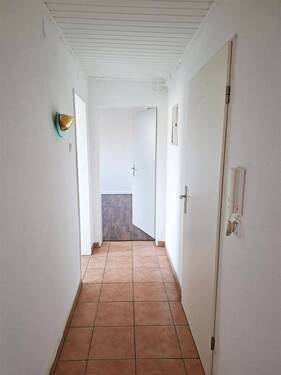 Flur - Etagenwohnung mit 46,00 m&sup2; in Essen zur Miete