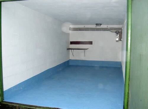 Garage.JPG - Schöne Garage unweit des Magdeburger Stadions