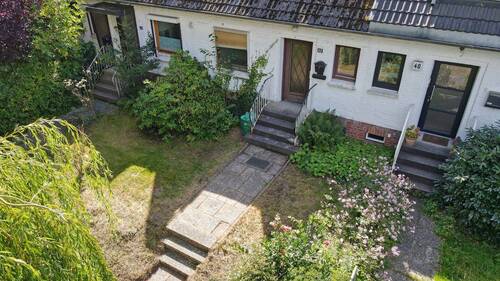 Drohnenaufnahme Vordergarten - 