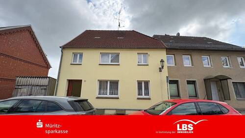 Gebäudeansicht 1 - Innenstadt, Garage und Hofeinfahrt