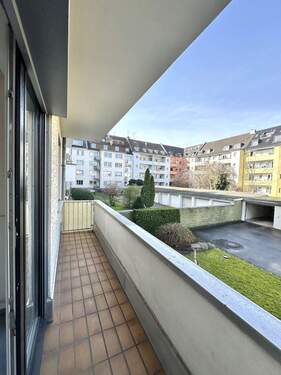 2. Balkon zum Hinterhof - 