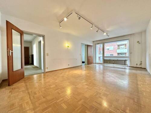 Wohnbereich - Etagenwohnung mit 95,00 m&sup2; in Köln / Neustadt-Nord zum Kaufen