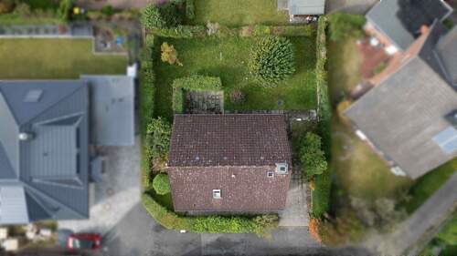 Grundstück - 5 Zimmer Einfamilienhaus zum Kaufen in Uetersen