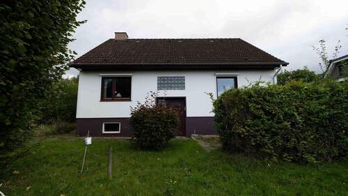 Rückansicht - 5 Zimmer Einfamilienhaus in Uetersen