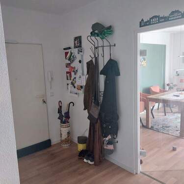 Eingangstür / Flur - 