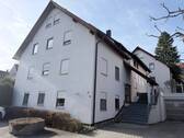 Hausansicht Ost - 1 Zimmer Etagenwohnung in Wilhelmsdorf