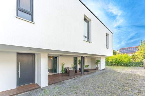 Eingangsbereich im KG - 