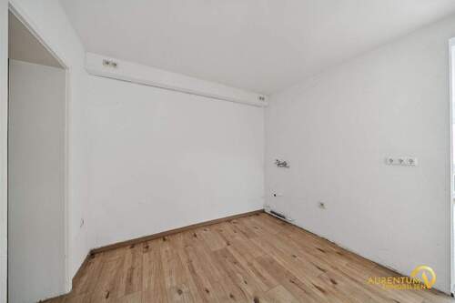 Kinderzimmer - 4 Zimmer Etagenwohnung zum Kaufen in Abensberg