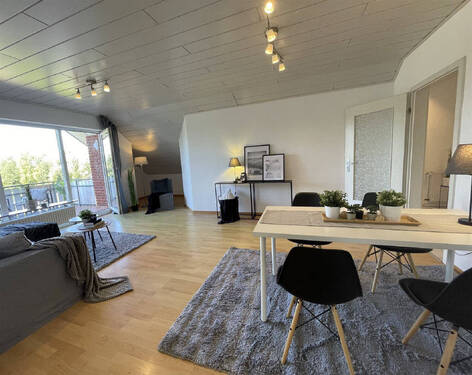 Wohnzimmer - 4 Zimmer Etagenwohnung zum Kaufen in Bad Lippspringe