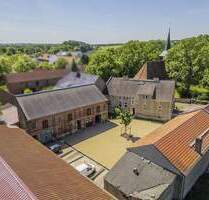 Vierseitenhof mit großem Grundstück in Potsdam