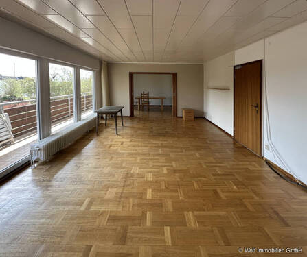 EG - Wohnzimmer - 5 Zimmer Einfamilienhaus in Karben