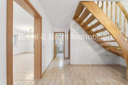 Flur - 4 Zimmer Einfamilienhaus in Luckau