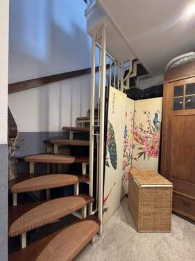 Treppe zum Souterrain - 