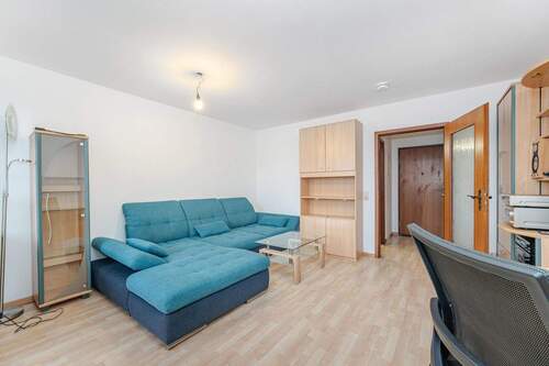 Wohn-/Schlaf-/Essbereich - Etagenwohnung mit 29,00 m&sup2; in München zum Kaufen