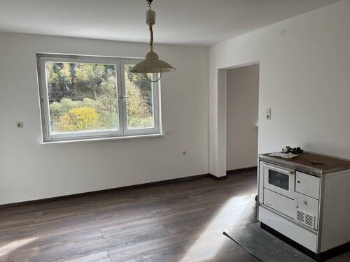 Küche - 4 Zimmer Einfamilienhaus zum Kaufen in Ludwigsstadt