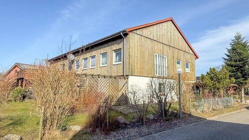 Straßeansicht - 4 Zimmer Reihenendhaus in Handewitt