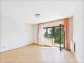 Schlafzimmer - Weitblick genießen - freistehendes Einfamilienhaus mit Einliegerwohnung in Johannesberg