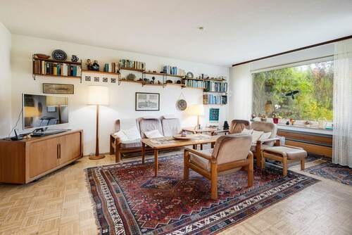 Wohnzimmer mit Blick ins Grüne - 