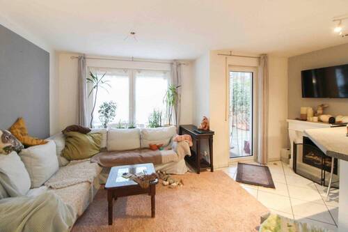 Wohnzimmer - 3 Zimmer Einfamilienhaus zum Kaufen in Stuttgart