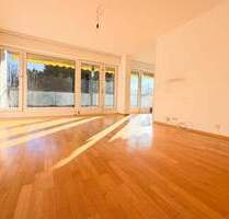 Ruhiges Wohnen am Landschaftschutzgebiet - Schwimmbad und Sauna inklusive! - Starnberg