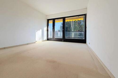 Schlafzimmer 1 - Etagenwohnung mit 85,10 m&sup2; in Starnberg zum Kaufen