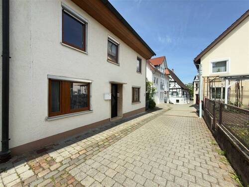 Haus Ansicht - 5 Zimmer Doppelhaushälfte in Bad Buchau