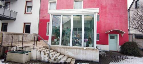 Hausansicht - 8 Zimmer Mehrfamilienhaus, Wohnhaus zum Kaufen in Dortmund