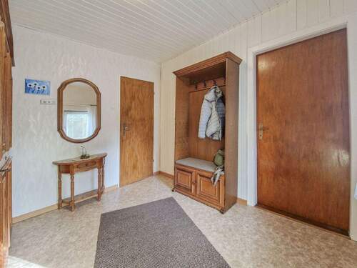 Diele im EG - 6 Zimmer Einfamilienhaus zum Kaufen in Münsterdorf