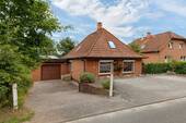 Ansicht vorne - 6 Zimmer Einfamilienhaus zum Kaufen in Buchhorst