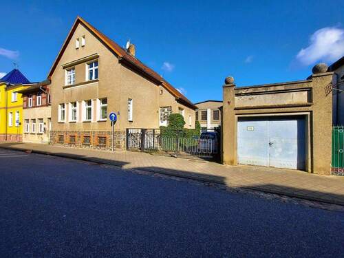 Renditeobjekt in der Seenplatte - 1 Zimmer Mehrfamilienhaus, Wohnhaus zum Kaufen in Malchin