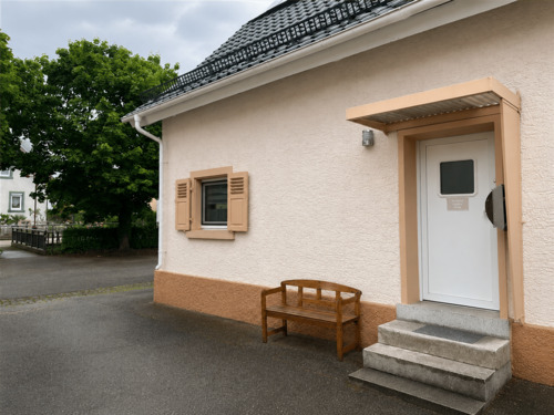 Titelbild - Klein, charmant und überraschend modernisiert - gemütliches Zuhause mit Wohlfühlcharakter